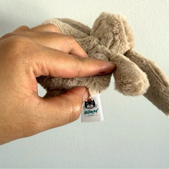 Jellycat Bunny Ring Rattle - Picture 4 of 4